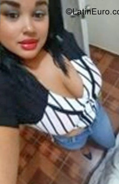 Date this gorgeous Dominican Republic girl Angelica from Santiago DO30473
