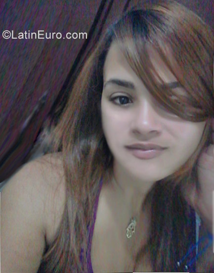 Date this young Dominican Republic girl Suleica from Santiago DO30796