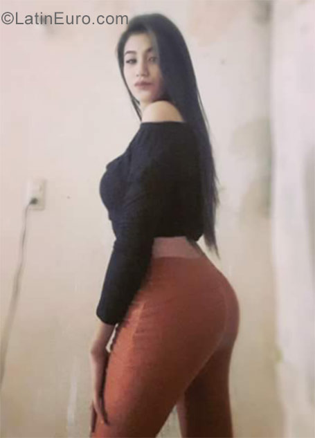 Date this sensual Mexico girl Lizeth Arely from Monterrey MX1551