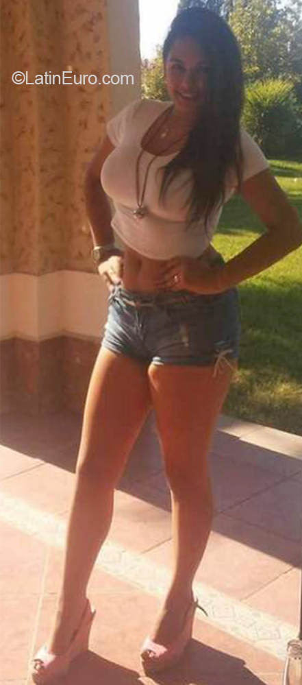 Date this stunning Chile girl Angeli from  CL347