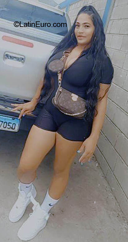 Date this funny Dominican Republic girl Yulissa from Puerto Plata DO41025