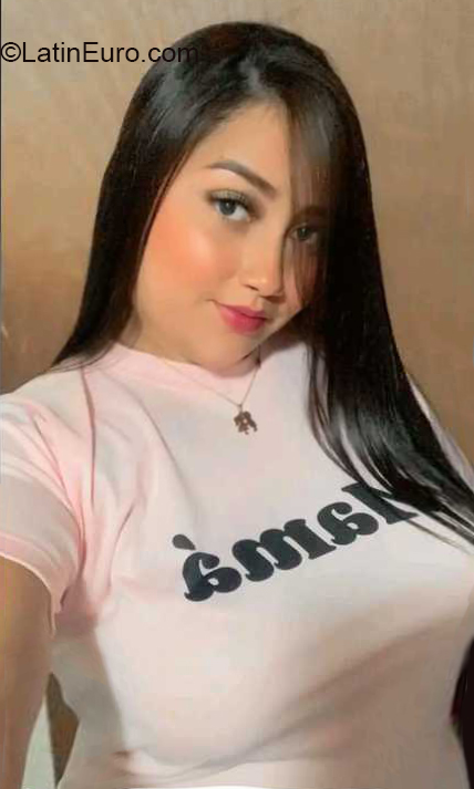 Date this sensual Venezuela girl Keyla from Maracaibo VE4276