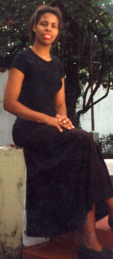 Date this stunning Brazil girl Maria from RECIFE B9296