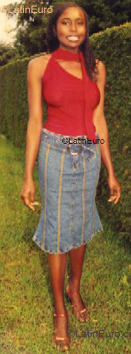 Date this lovely Any Country girl Pauline from  A9515
