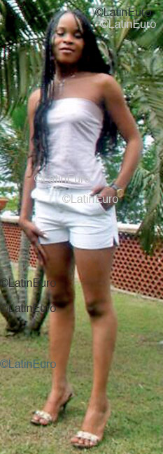 Date this sultry Any Country girl Laure from  A9521