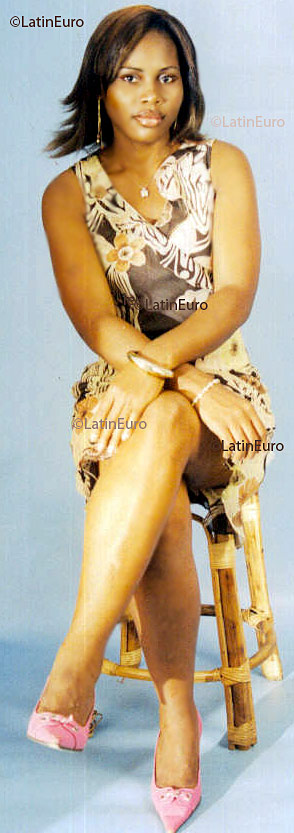 Date this lovely Any Country girl Yvette from  A9527
