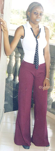 Date this attractive Cameroon girl Daniele from Douala A9760