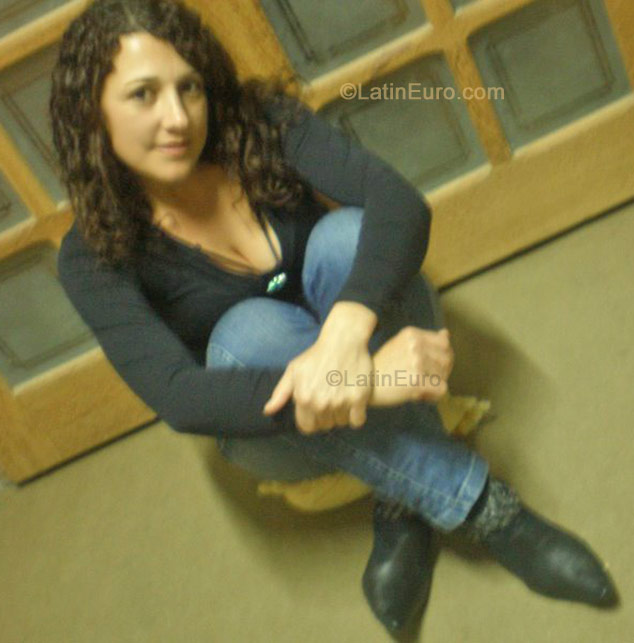 Date this fun Brazil girl Rosimeri from Tubaraoa BR4046