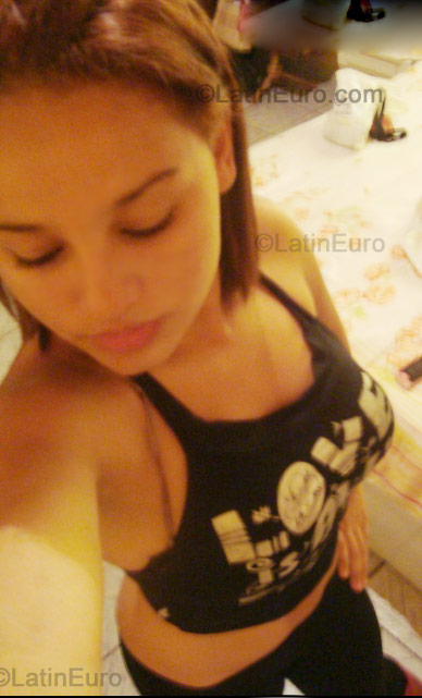 Date this beautiful Brazil girl Bianca from  B-263