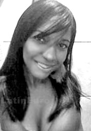 Date this beautiful Brazil girl Roberta from Recife B-29