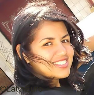 Date this georgeous Brazil girl Josy from Sao Paulo B1005