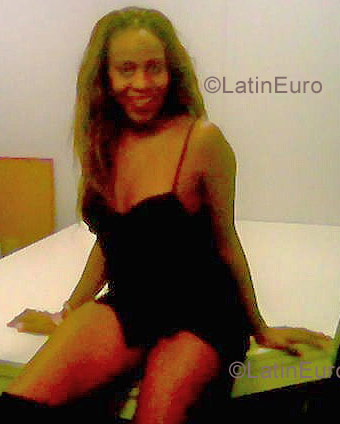 Date this fun Brazil girl Cristina from Goiania B1029