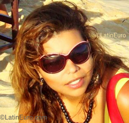 Date this young Brazil girl Rachel from Itabuna B1096