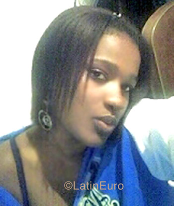 Date this hot Brazil girl Pamela from Campo Grande B1147