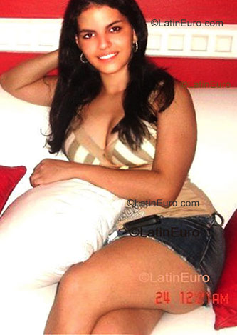 Date this foxy Brazil girl Daniela from Teresina B1176