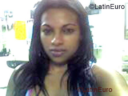 Date this stunning Brazil girl Antonia from Caxias B1274