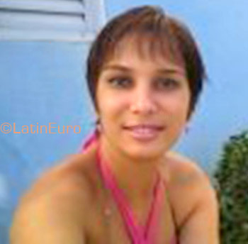 Date this exotic Brazil girl Luciana from Rondonopolis B1297