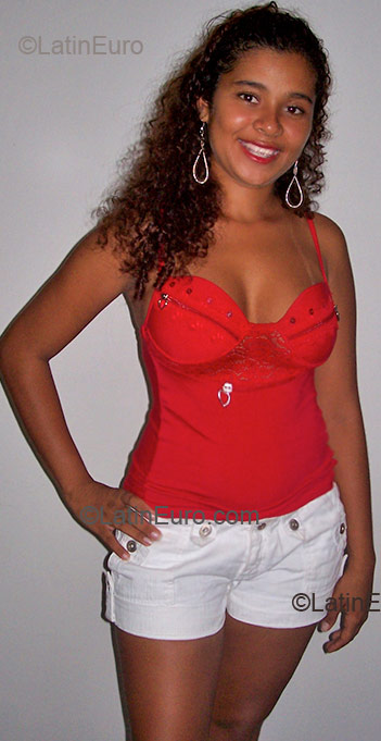 Date this hard body Brazil girl Patricia from Jaboatao dos Guararapes B1371