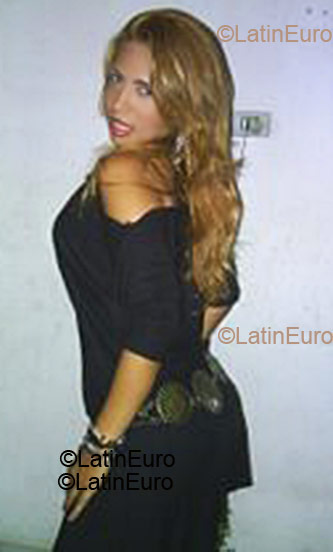 Date this athletic Brazil girl Andrea from Olinda B1393