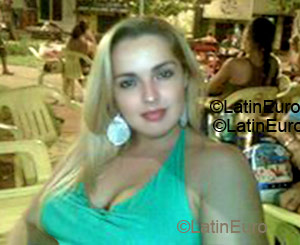 Date this passionate Brazil girl Gleicy from Goiania B1394