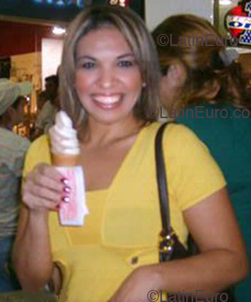 Date this pretty Brazil girl Lucivania from Goiania B1683