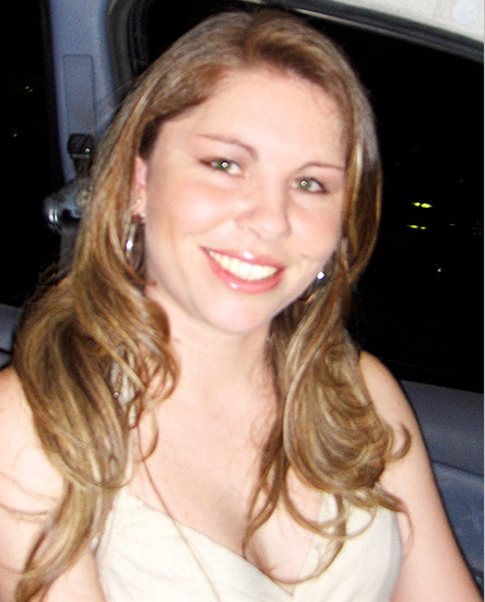 Date this nice looking Brazil girl Guliane from Passo Fundo B1730