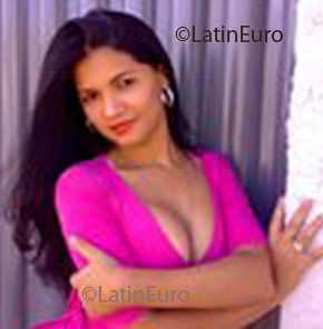Date this sensual Brazil girl Alynne from Goiania B1792