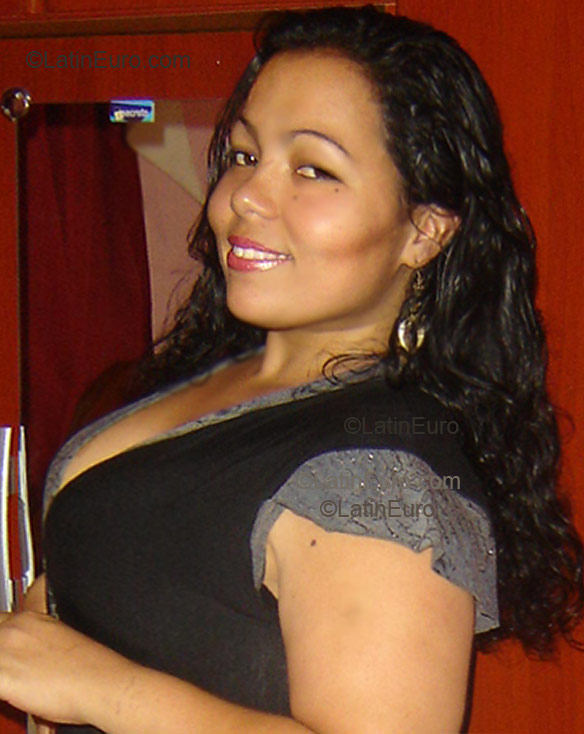 Date this exotic Brazil girl Valeria from Sao Vicente B1844