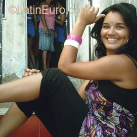 Date this funny Brazil girl Lara from Casa Nova B1867