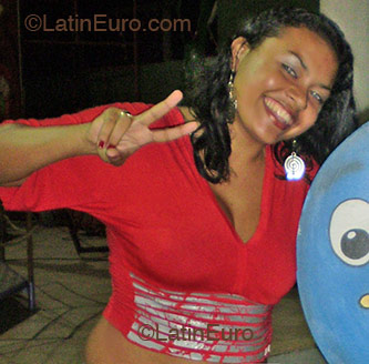 Date this voluptuous Brazil girl Monica from Fortaleza B1936