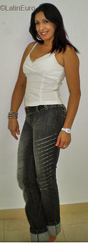 Date this beautiful Brazil girl Irenilde from Maringa B1969