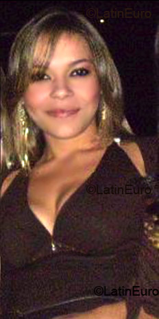 Date this sultry Brazil girl Maria from Goiatuba B2010
