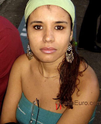 Date this athletic Brazil girl Nadia from Riacho Das Pedras B2022