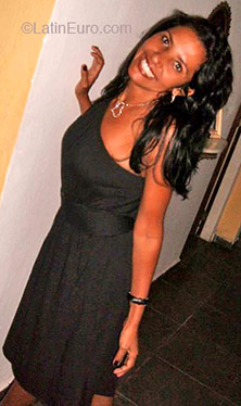 Date this hot Brazil girl Cleonice from Duque de Caxias B2125
