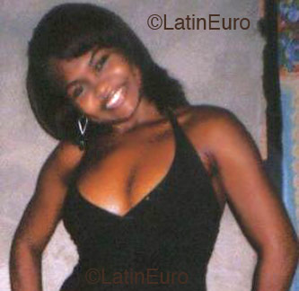 Date this stunning Brazil girl Milena from Teresina B2151