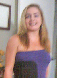 Date this voluptuous Brazil girl Ione from Fortaleza B2309