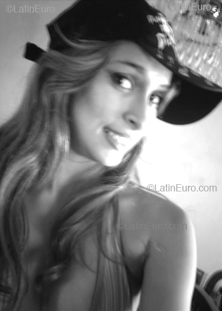 Date this tall Brazil girl Davidhia from RECIFE B2448