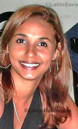 Date this passionate Brazil girl Naildes from Rio de Janeiro B245