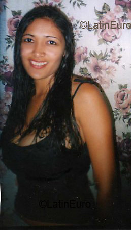 Date this athletic Brazil girl Luciete from Fortaleza B2473