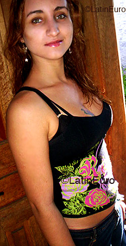 Date this fun Brazil girl Daiane from Itajai B2516