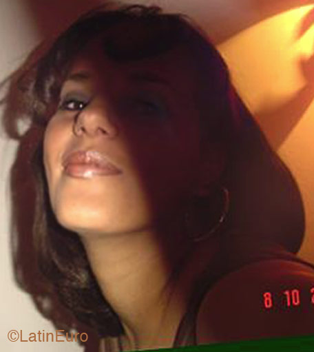 Date this athletic Brazil girl Ellen from LONDRINA B2528