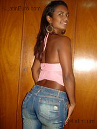 Date this cute Brazil girl Ana from FORTALEZA B2643