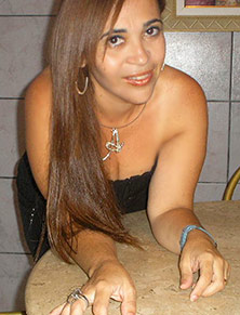 Date this nice looking Brazil girl Adriana from SOUSA B2859