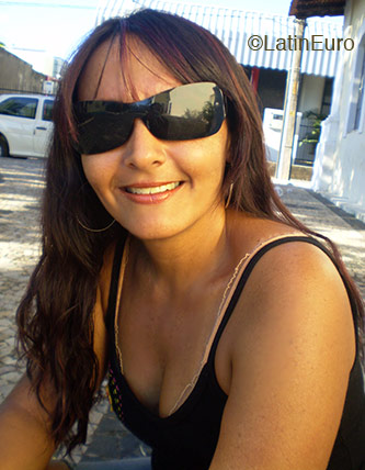 Date this hard body Brazil girl Fatima from CAXIAS B2876