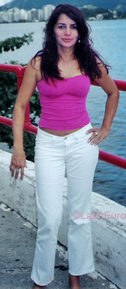 Date this pretty Brazil girl Rosangela from FORTALEZA B2886