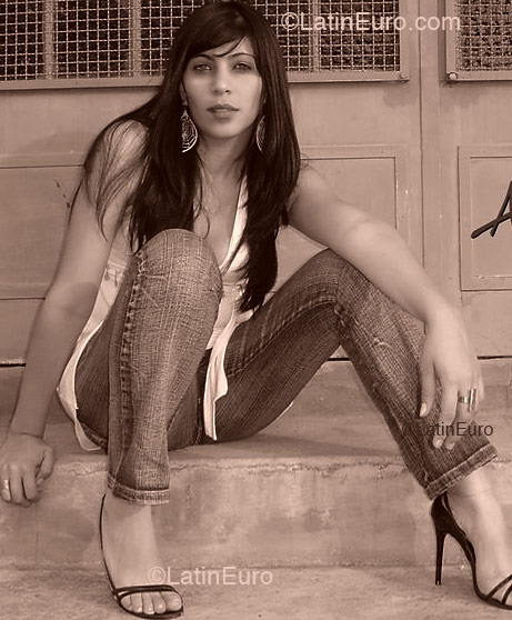 Date this lovely Brazil girl Ana from SAO JOSE DOS CAMPOS B2909