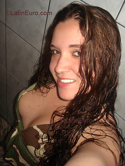 Date this charming Brazil girl Daiane from SAO PAULO B2954