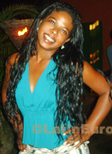 Date this good-looking Brazil girl Francysmara from Itabela B308