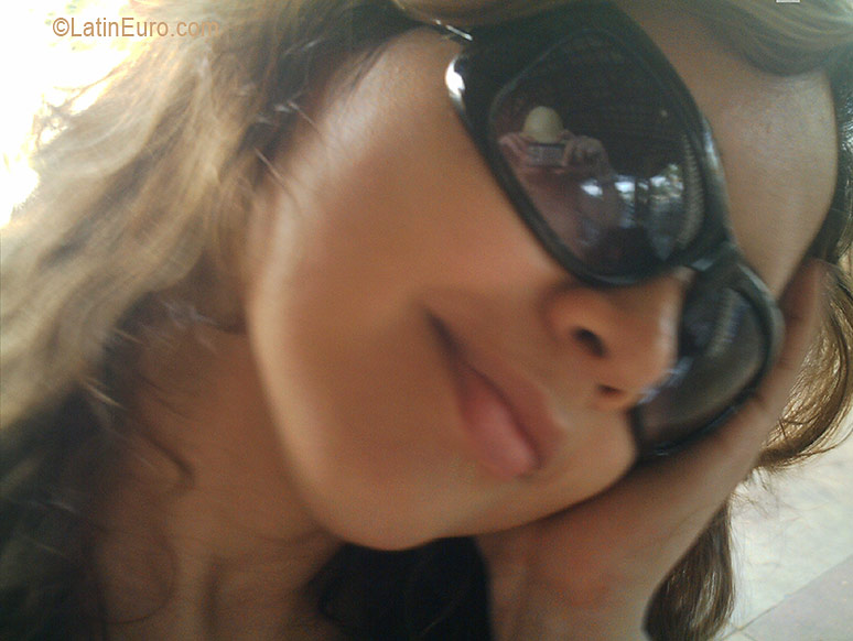 Date this cute Brazil girl Cintia from FORTALEZA B3115