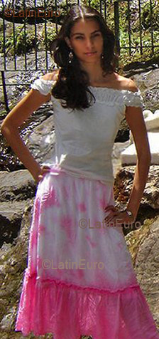 Date this lovely Brazil girl Geysa from SAO PAULO B3176